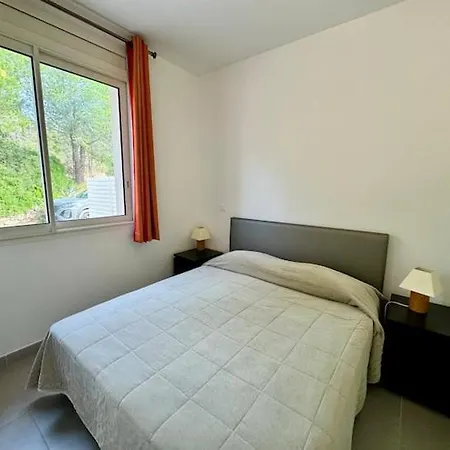 Apartment Le Citron, Bel En Pleine Nature A 2 Minutes Du Centre Hyeres